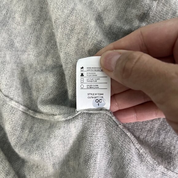 Vince Sweater Vest Womens S Oatmeal Cashmere Shrug Open Front Slinky Pockets Y2K - Picture 6 of 8